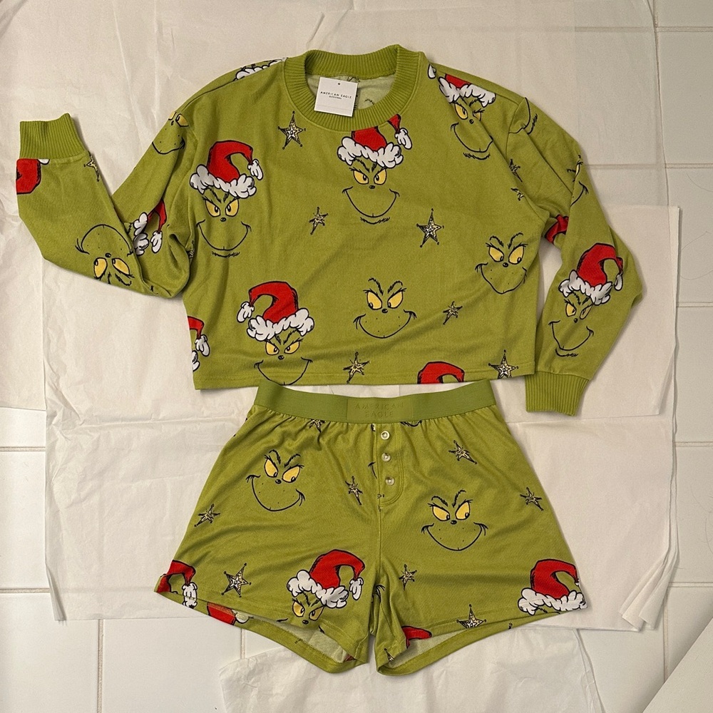 American Eagle Outfitters Women’s The Grinch Pajama Set - Size small NWT